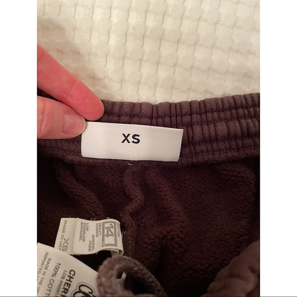 Cherry LA Valentines Day Sweat Pants Espresso XS - Picture 5 of 11